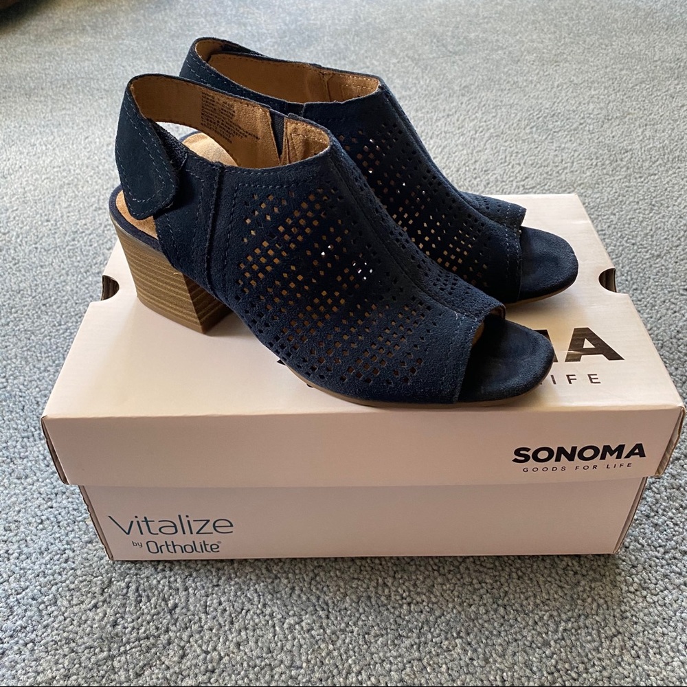 Sonoma Navy Suede Heel